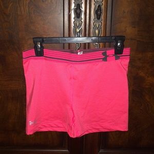 Under armour heat gear compression work out shorts